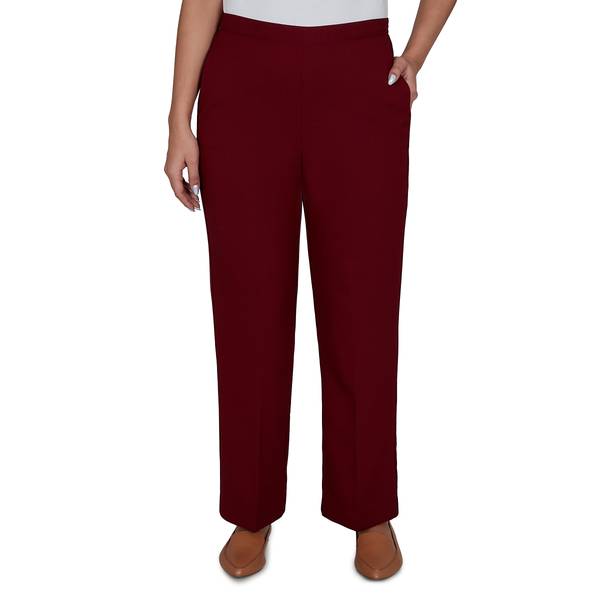 Photo of Women's Square Weave Proportioned Short Pants