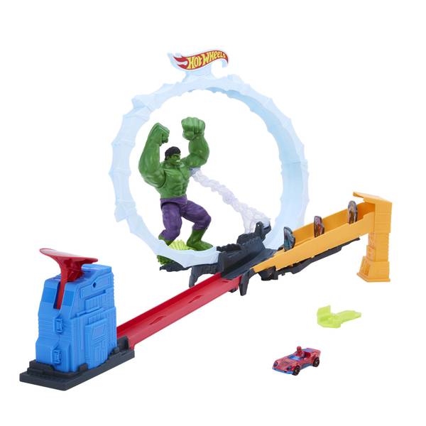 Hot Wheels Superstar Speeders Spider-Man & Hulk Smash Down Slam-Launch Track Set with Die-Cast Spider-Man Vehicle, Ages 4+ - Multi
