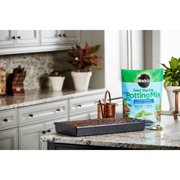 Miracle-Gro Seed Starting Potting Mix – 2-Pack (16 Quarts Total) – For Flowers, Fruits & Vegetables