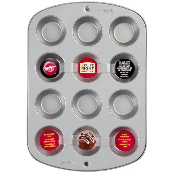 Wilton Perfect Results Muffin Pan, 12 Cup