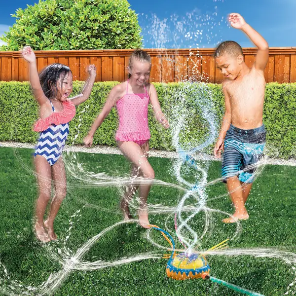 Banzai Wassersprüher Raupe Sprinkler Wasserspielzeug  Planschbecken 226115 