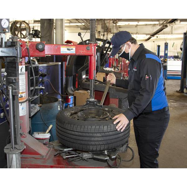 Photo of Passenger Tire Mounting