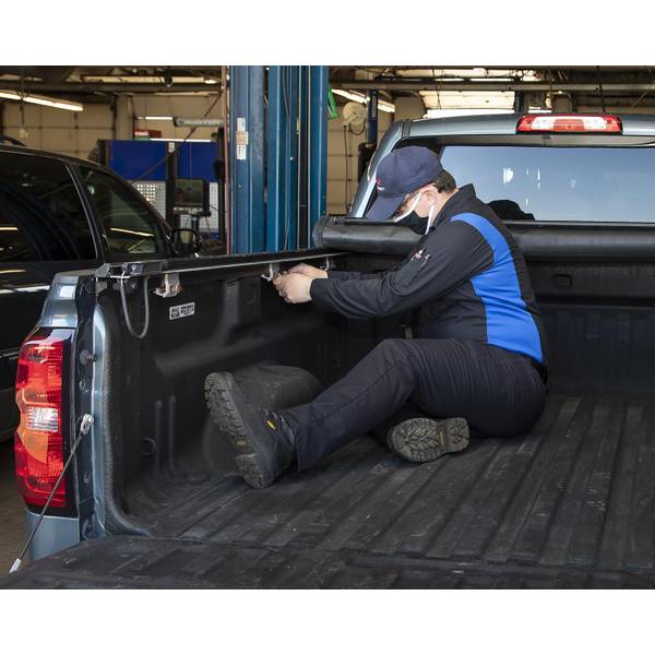 Automotive Service Center Tonneau Cover Installation TCI1 Blain's